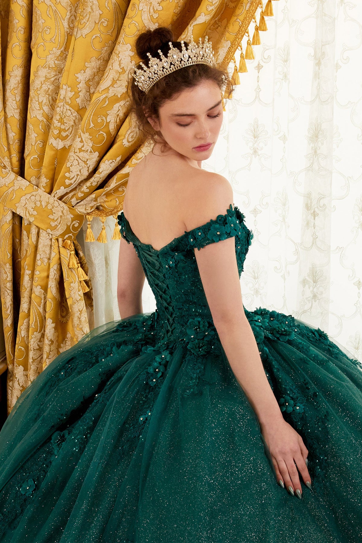 Ladivine by Cinderella Divine 15702_emerald