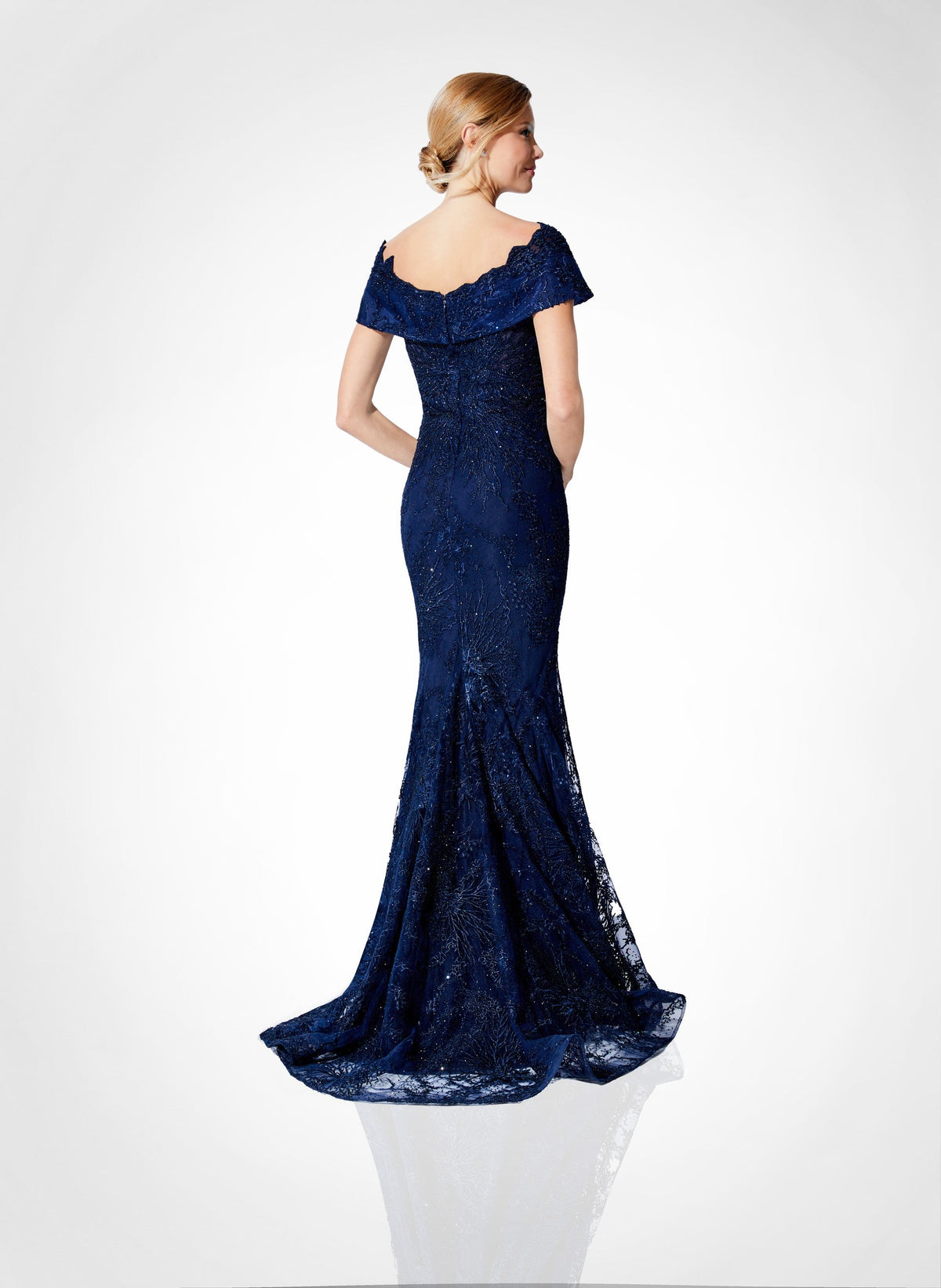 Ivonne D 221D42_midnight_2082