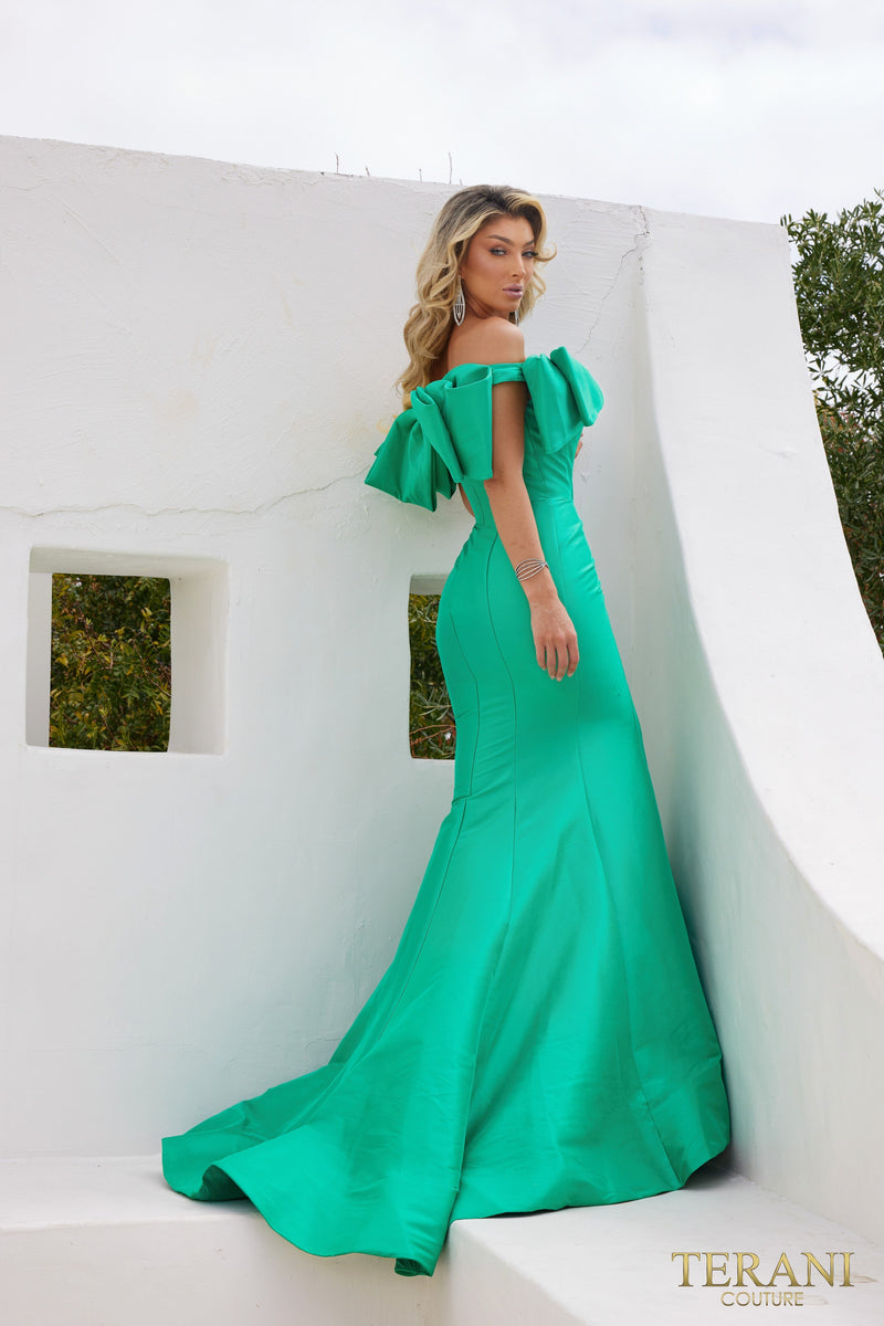 Terani 241E2407_EMERALD_2