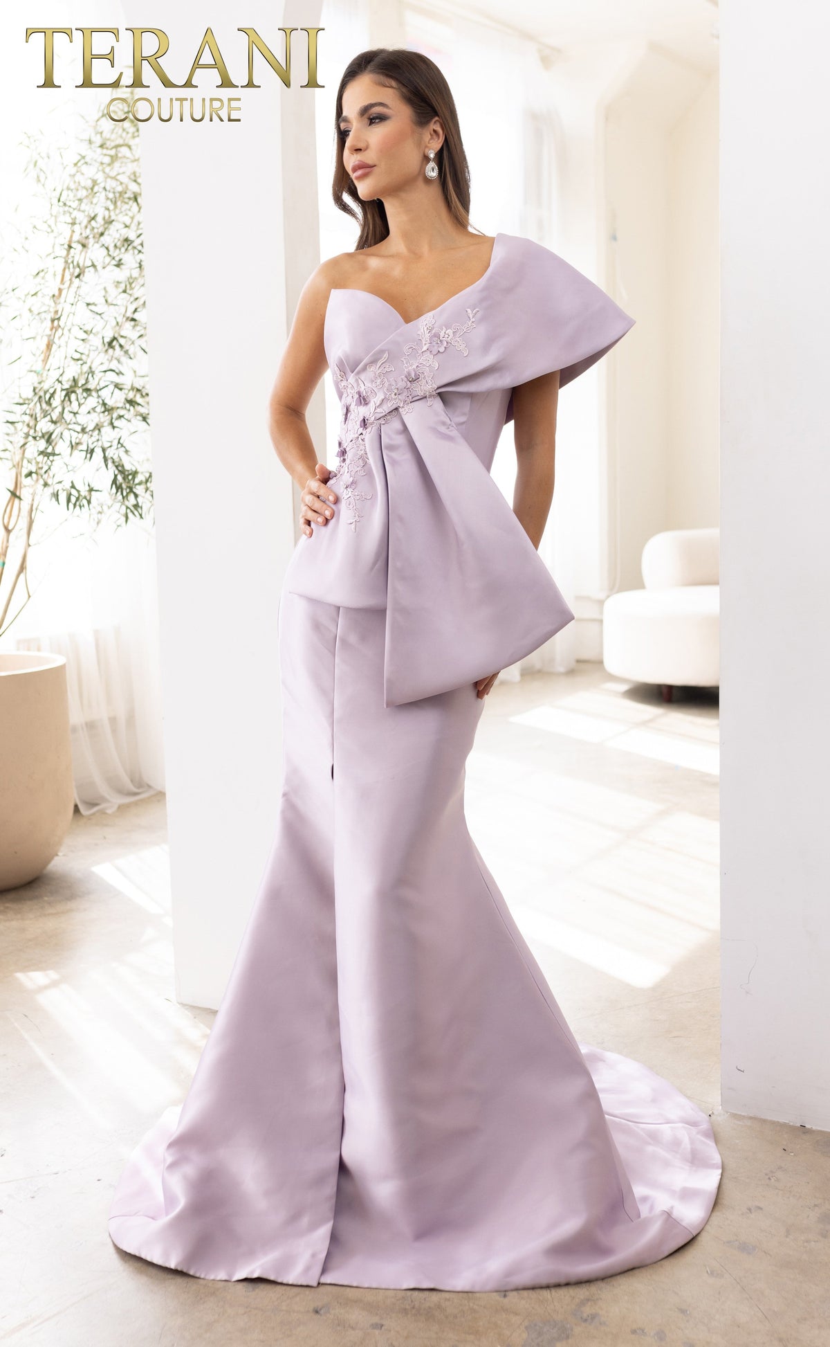 Terani 241E2468_ORCHID_1