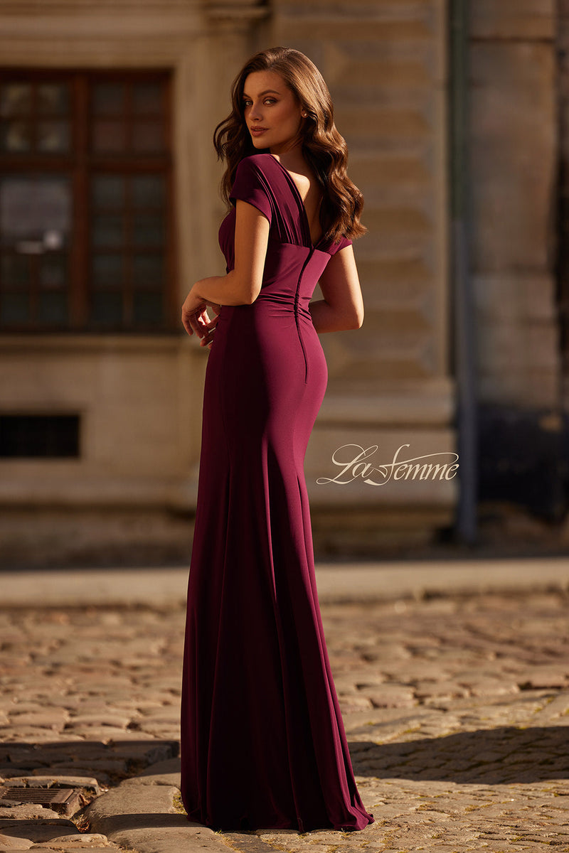 La Femme 30874_DarkBerry_B_Editorial