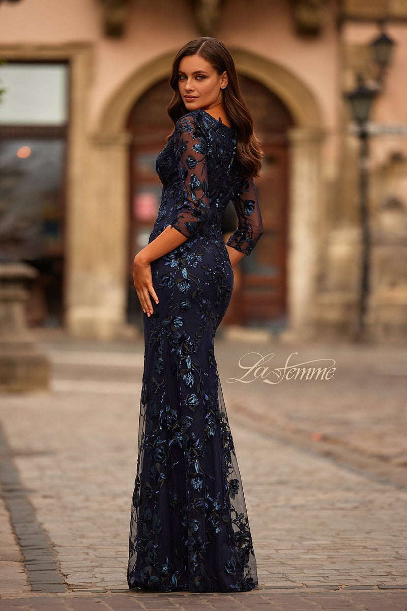 La Femme 31836_Navy_B_Editorial