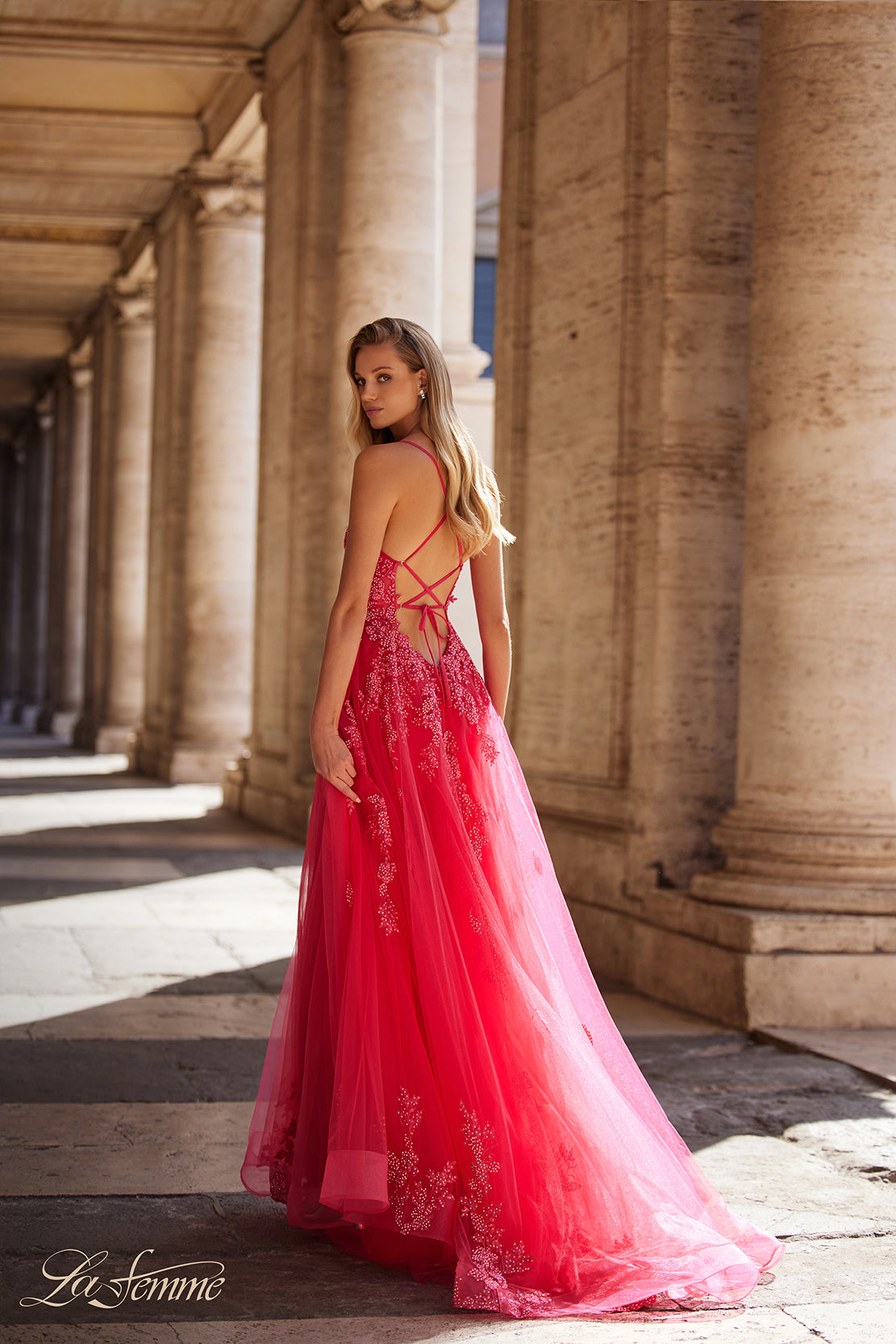La Femme 32062_Strawberry_B_Editorial