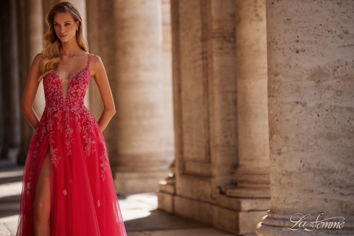 La Femme 32062_Strawberry_F2_Editorial