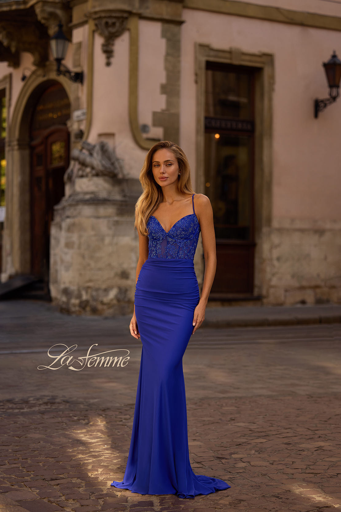 La Femme 32217_RoyalBlue_F4_Editorial