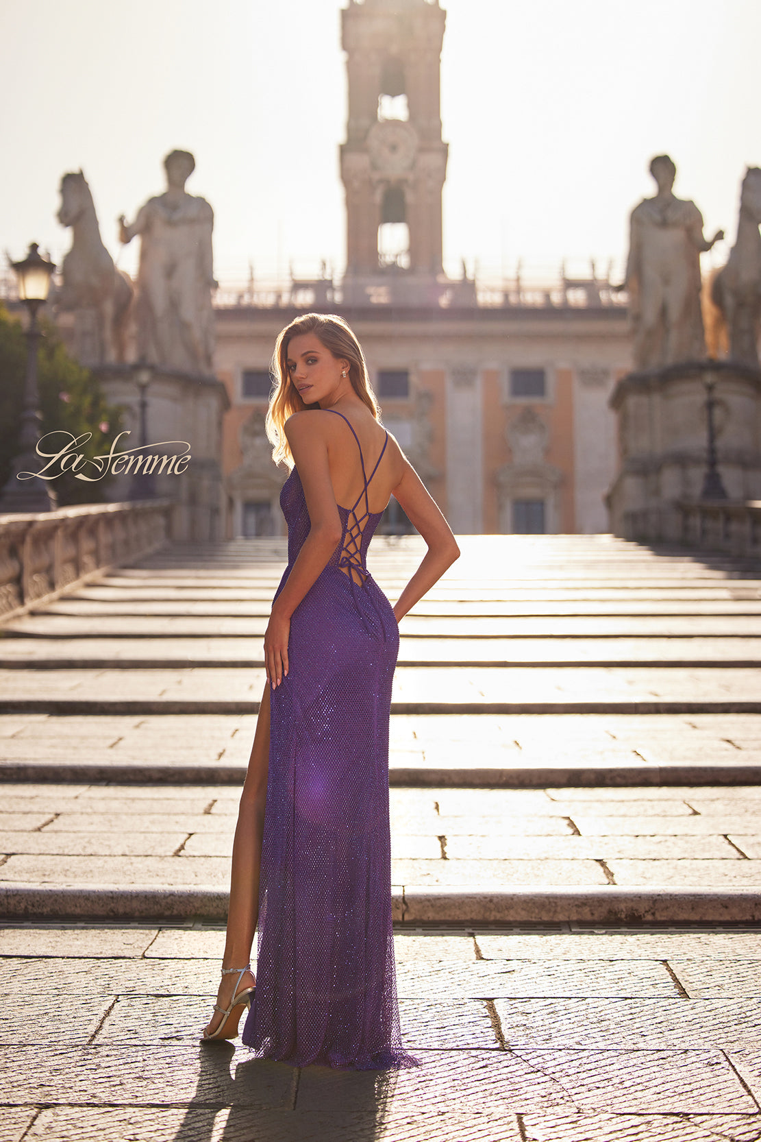 La Femme 32247_RoyalPurple_B_Editorial