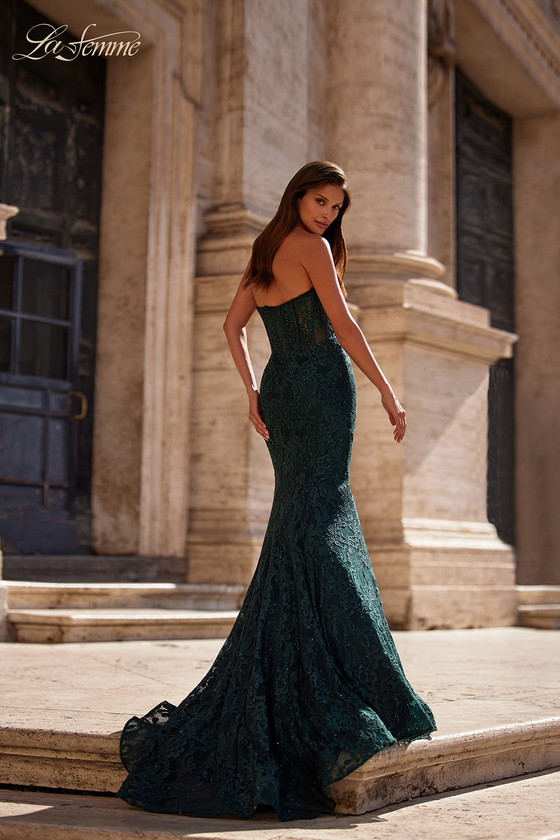 La Femme 32249_DarkEmerald_B_Editorial