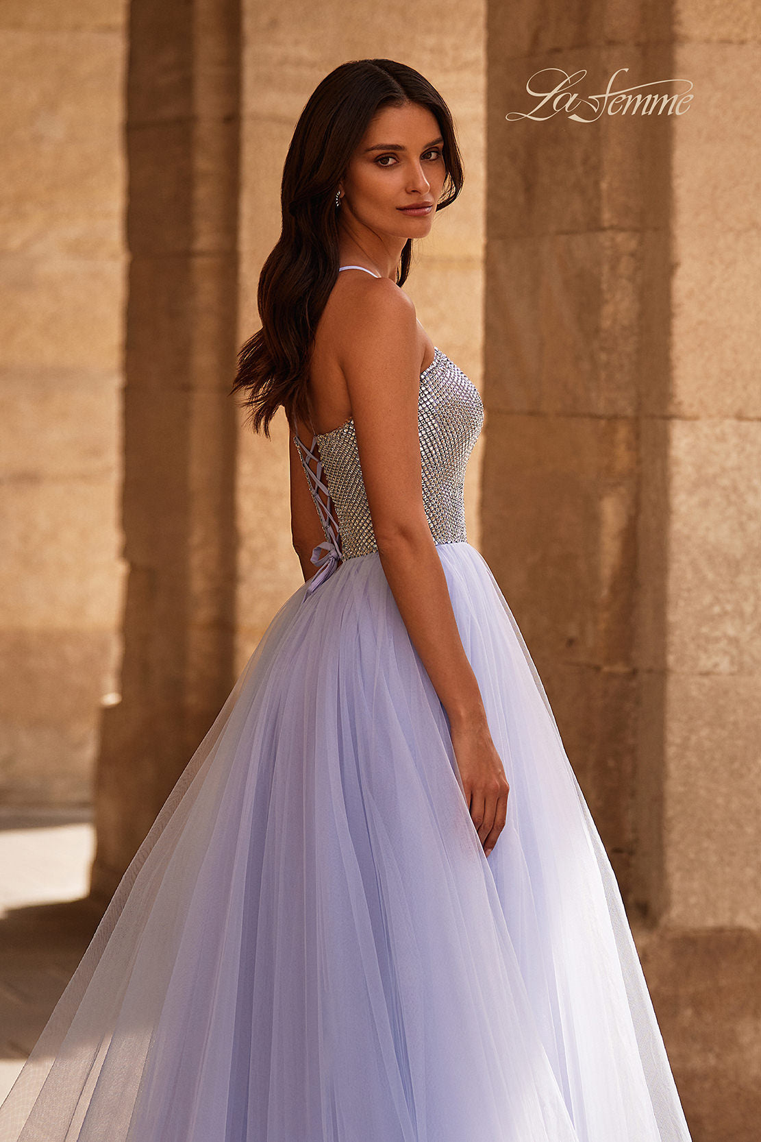 La Femme 32633_LightPeriwinkle_B2_Editorial