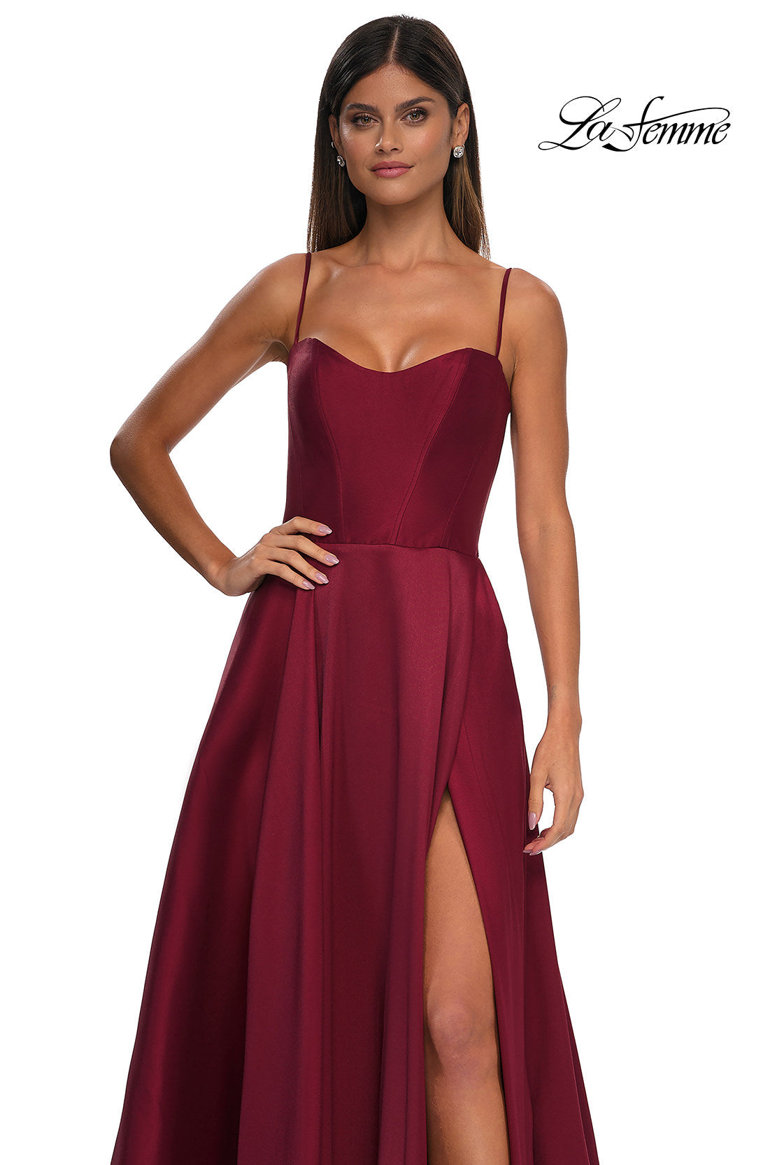 La Femme 32670_Wine_F3