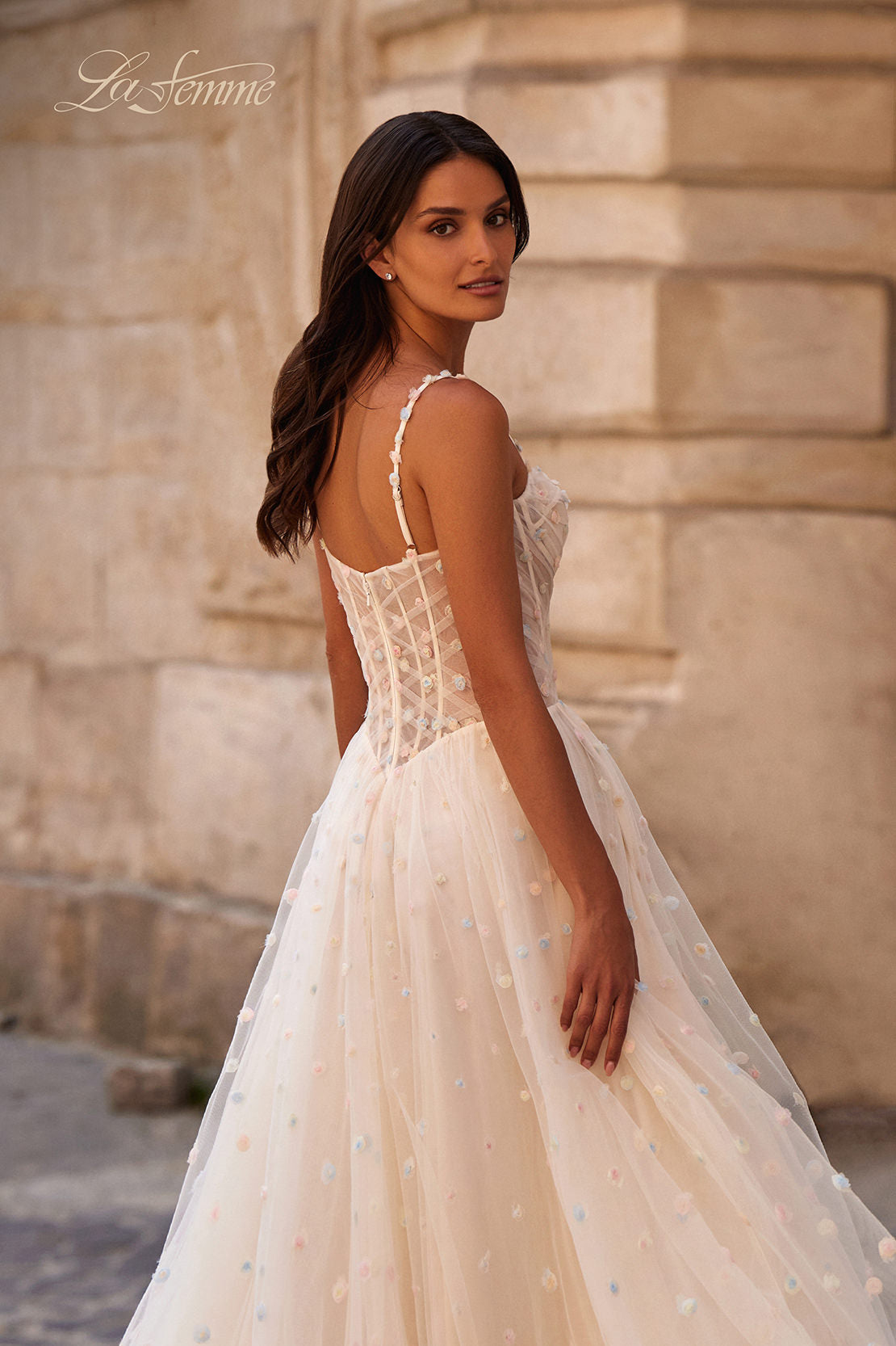 La Femme 32716_Cream_B2_Editorial