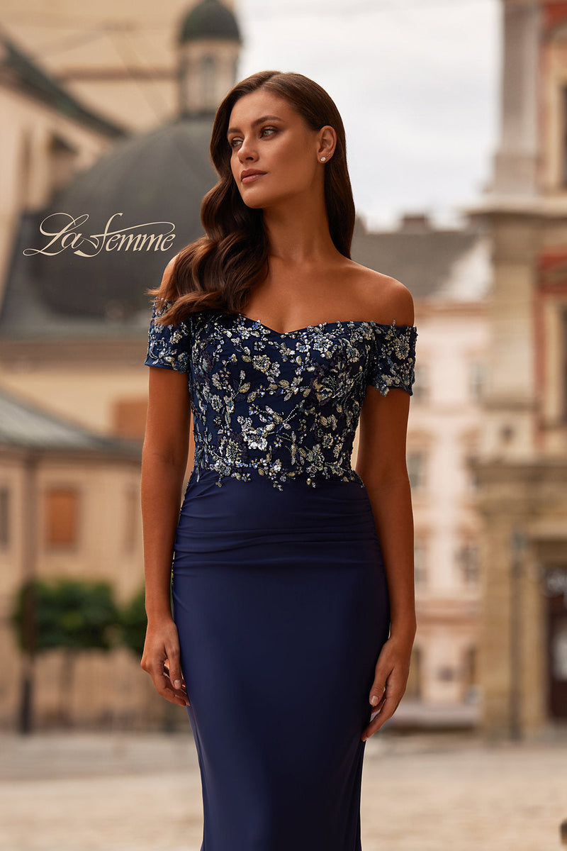 La Femme 32739_Navy_F2_Editorial