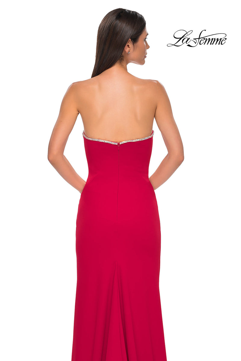 La Femme 32854_Red_B2