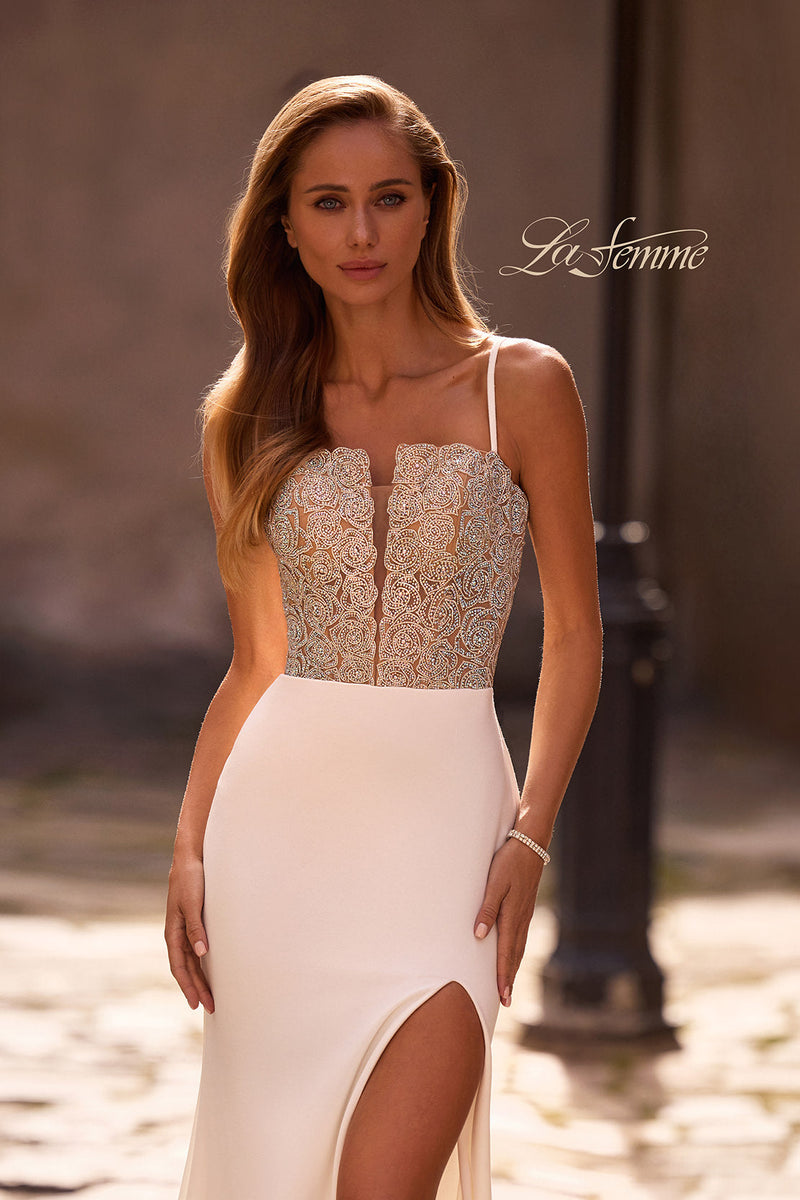 La Femme 32930_Ivory_F2_Editorial