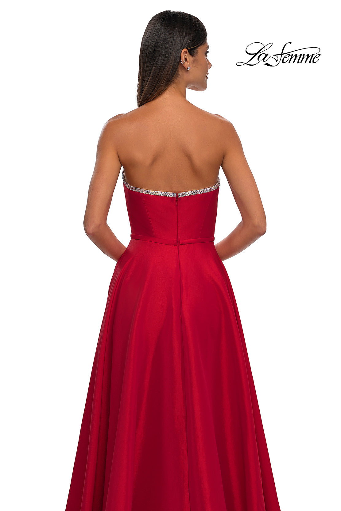 La Femme 33063_Red_B2