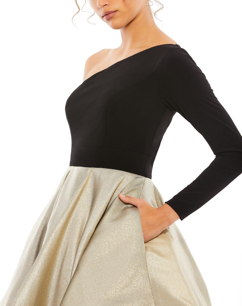 Mac Duggal 48929-BlackGold-CL