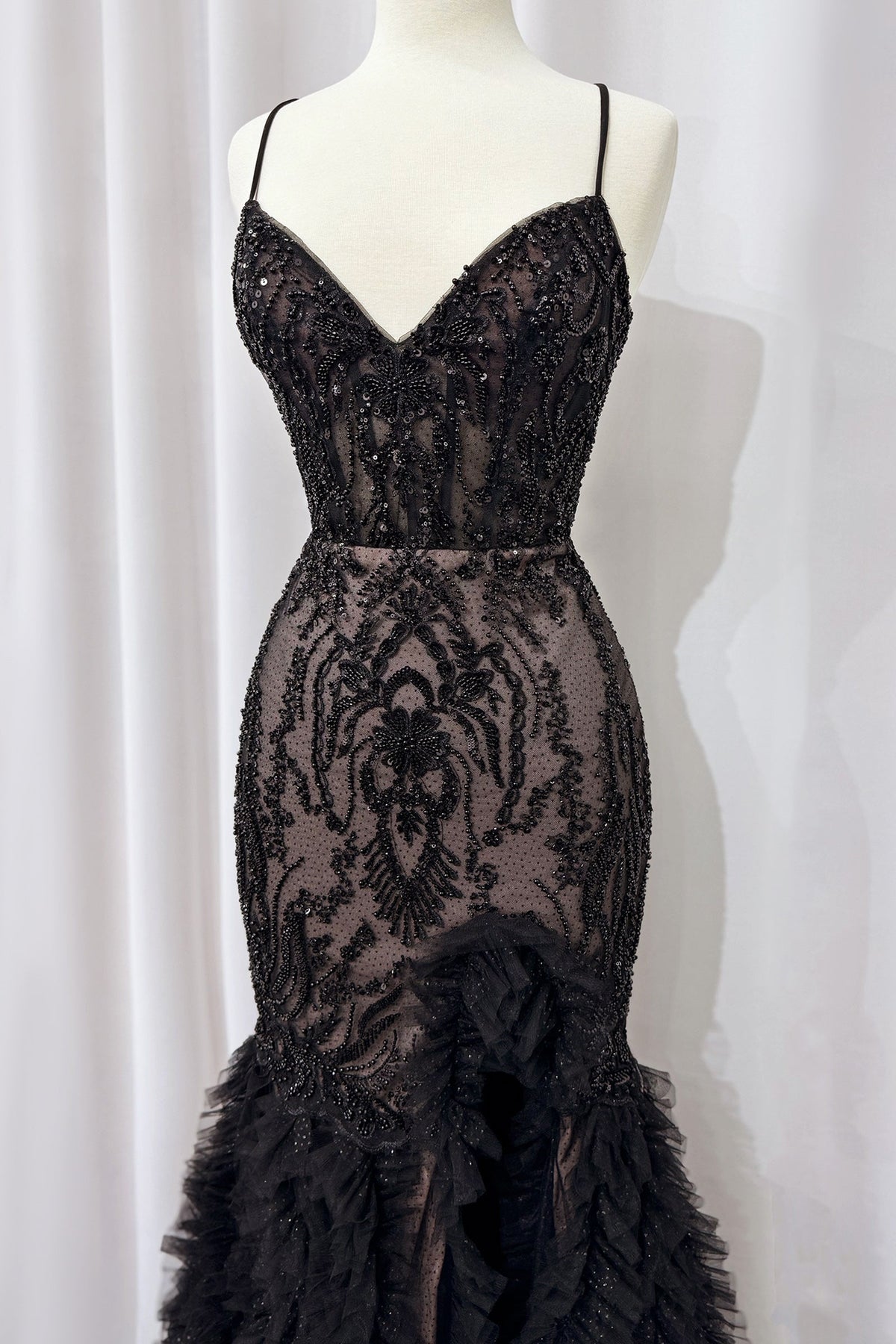 Andrea & Leo Couture A1299_4