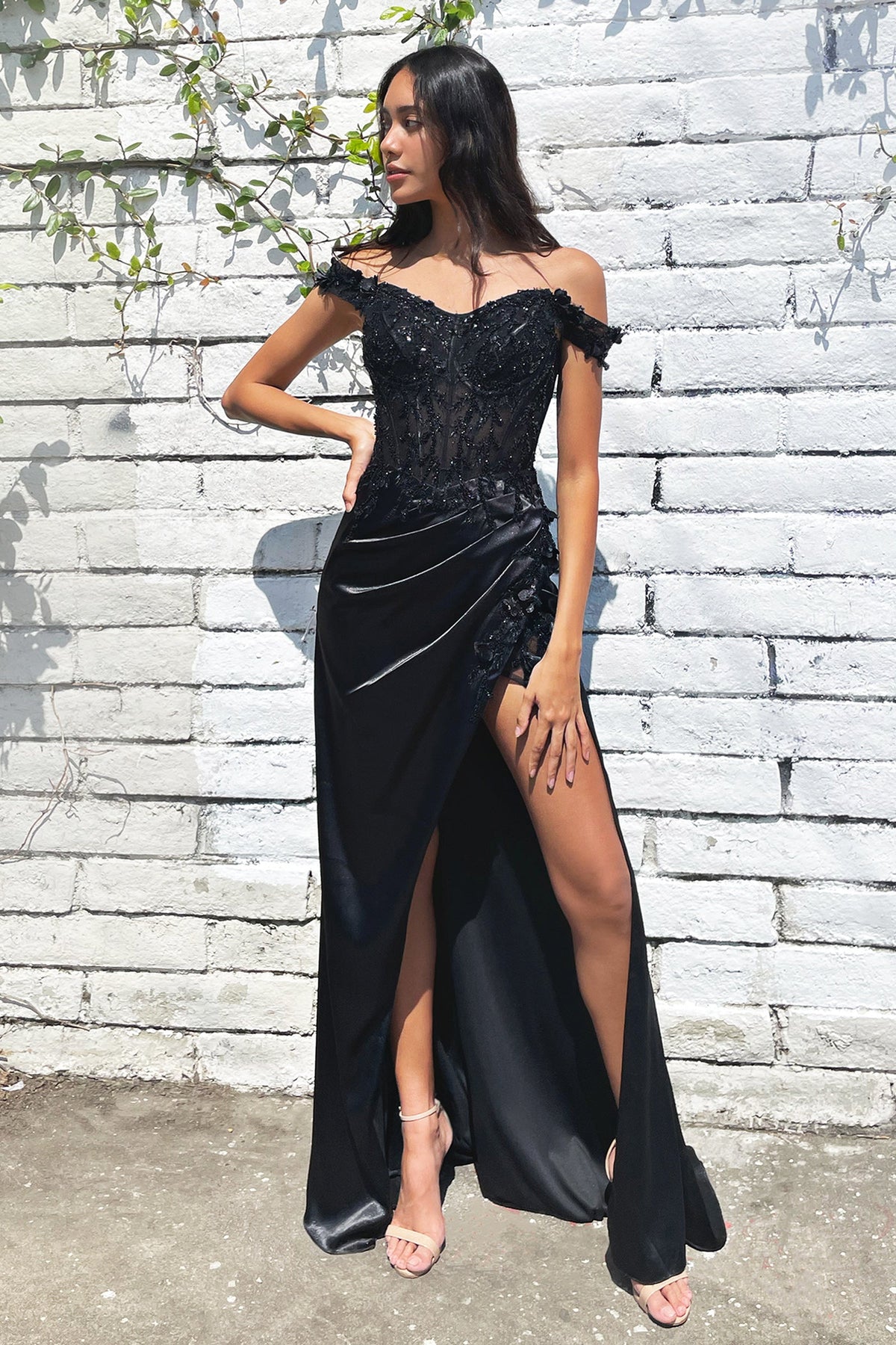 Ladivine by Cinderella Divine CD0186_black_2