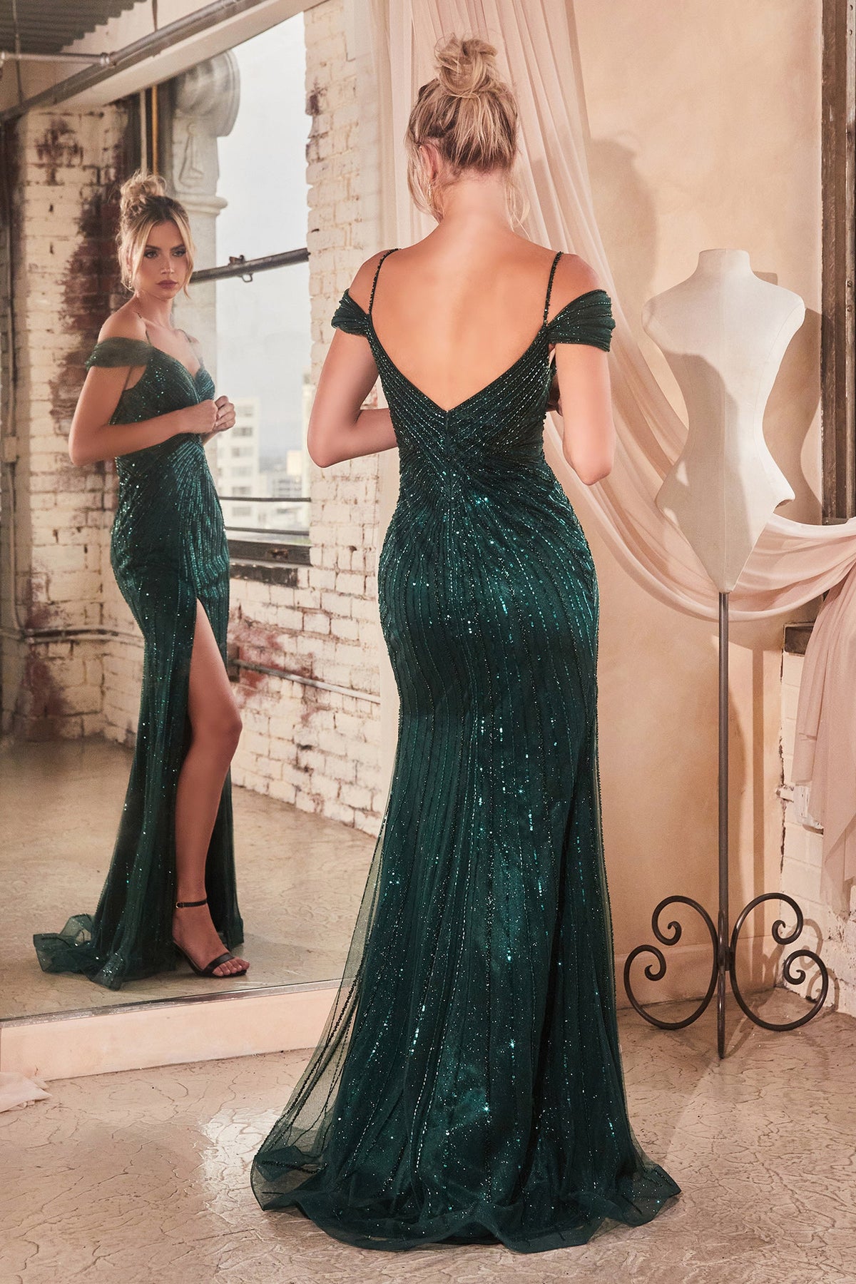 Ladivine by Cinderella Divine CD0219_EMERALD_FRONT