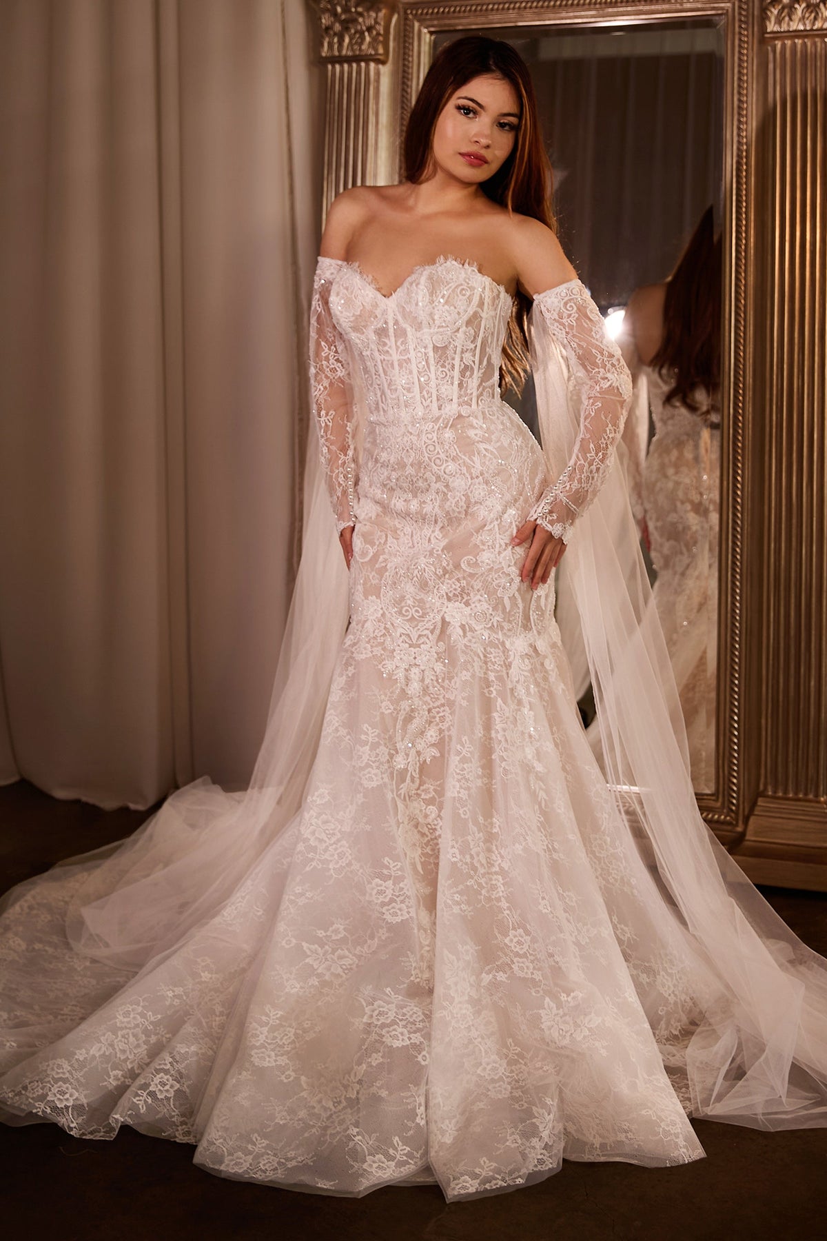 Andrea & Leo Couture CDS424W