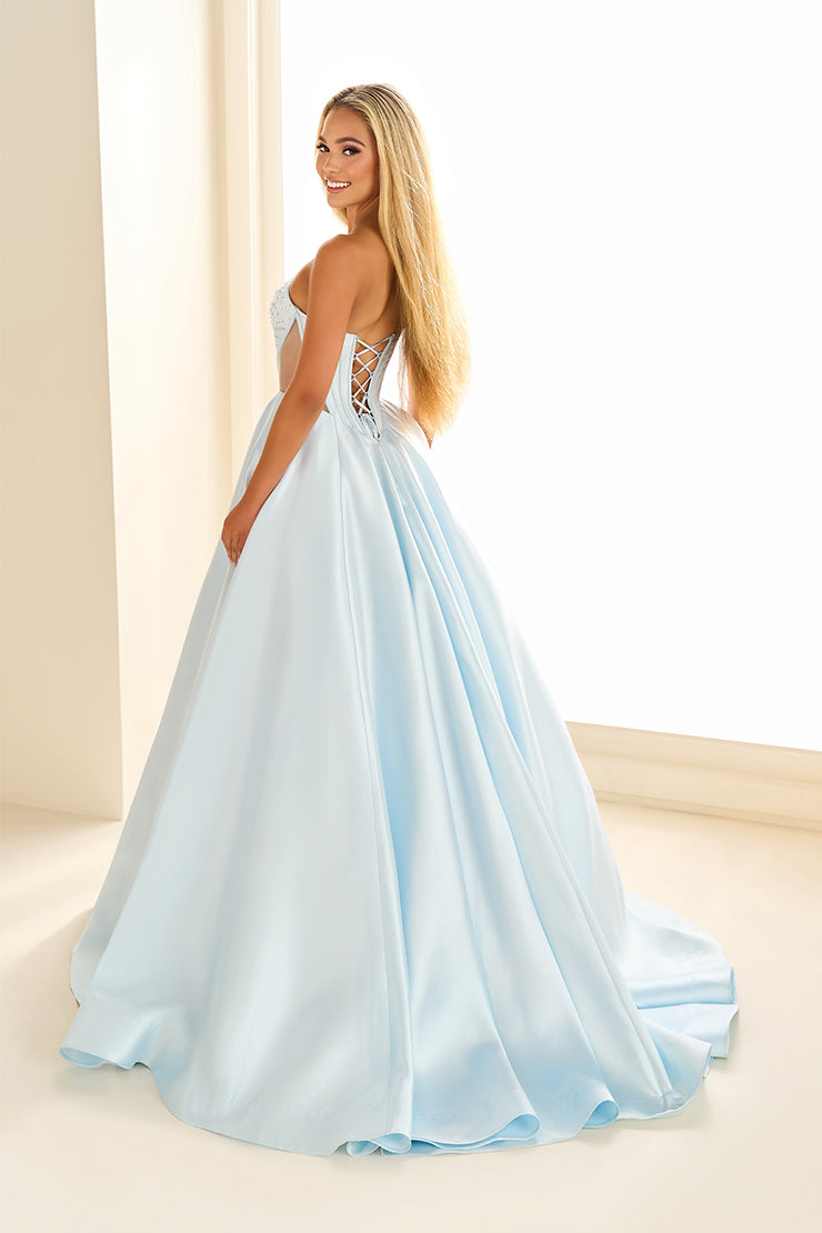 Ellie Wilde EW36025-ice-blue-c