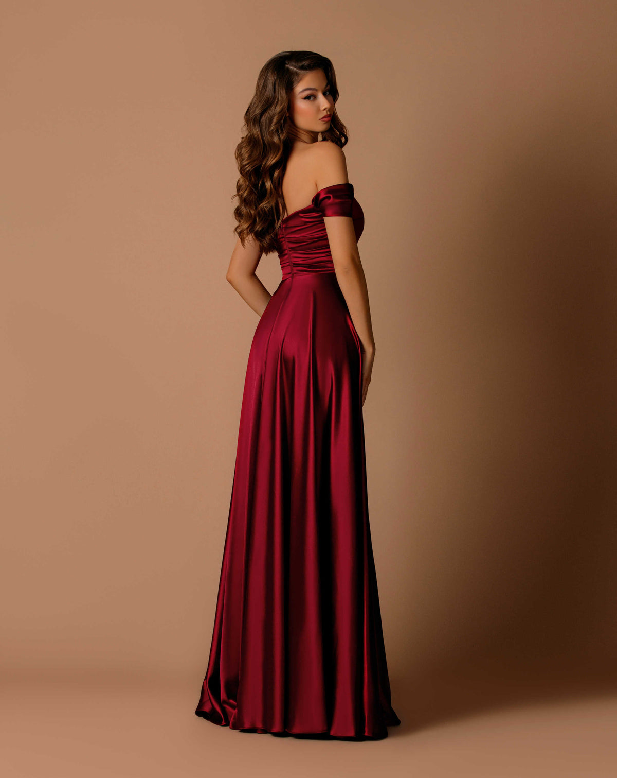Nicoletta NBM1025wine_6