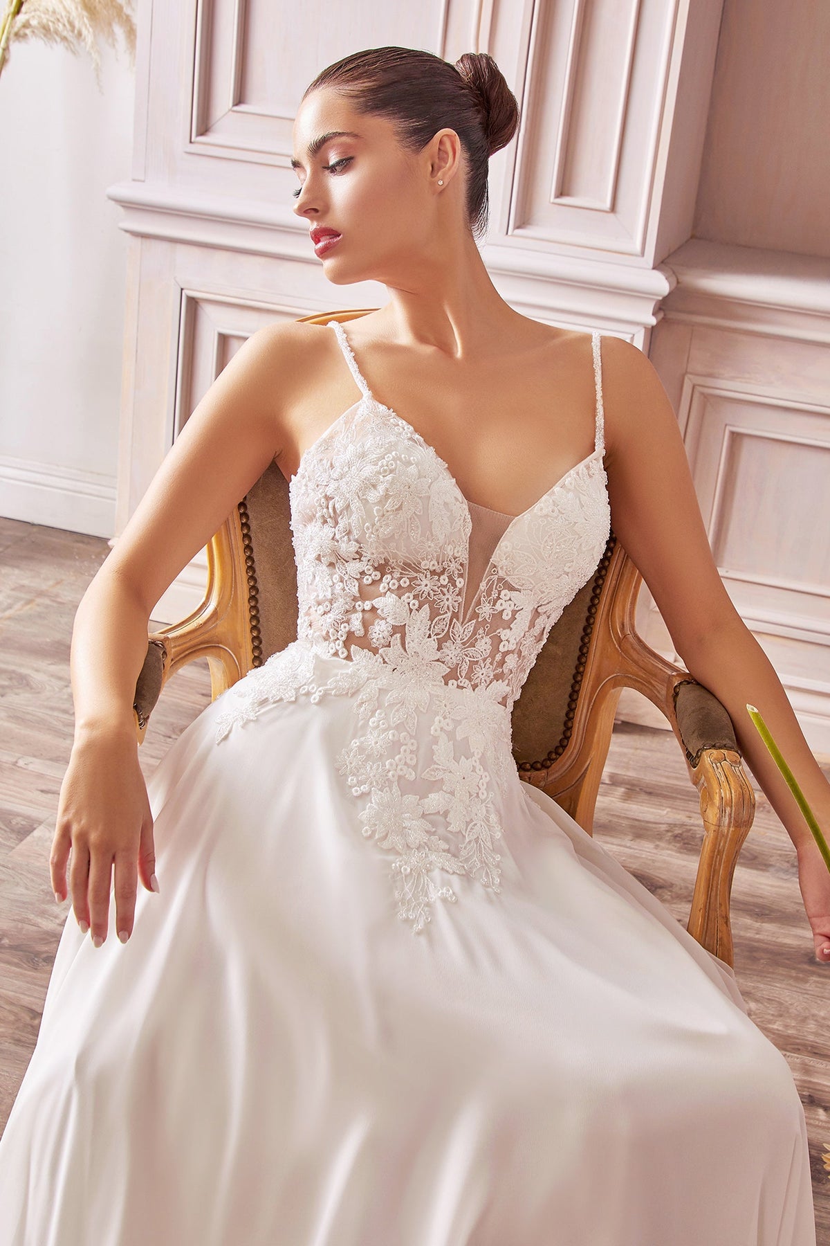 Ladivine by Cinderella Divine TY11