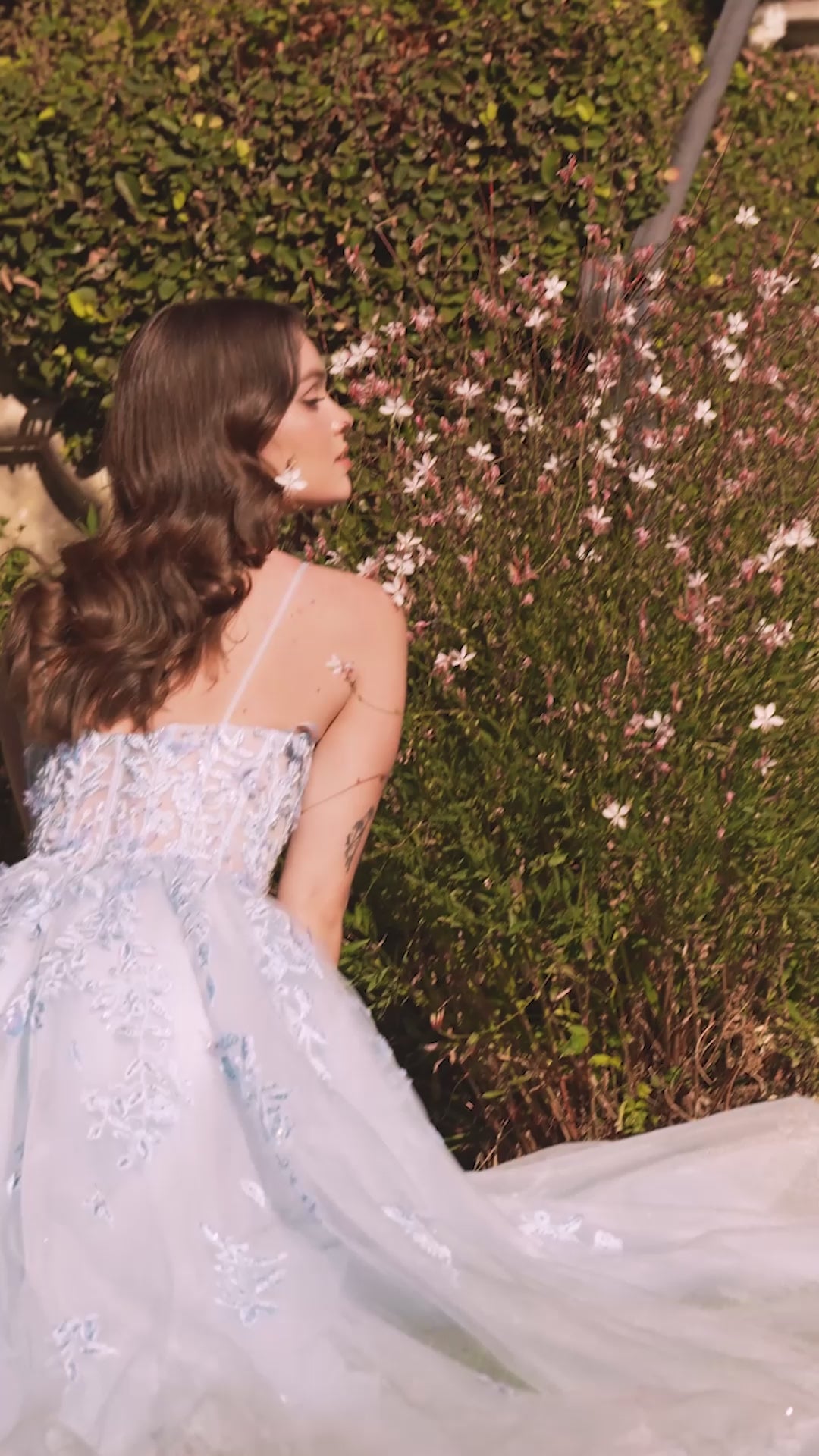 Andrea & Leo Couture A1437
