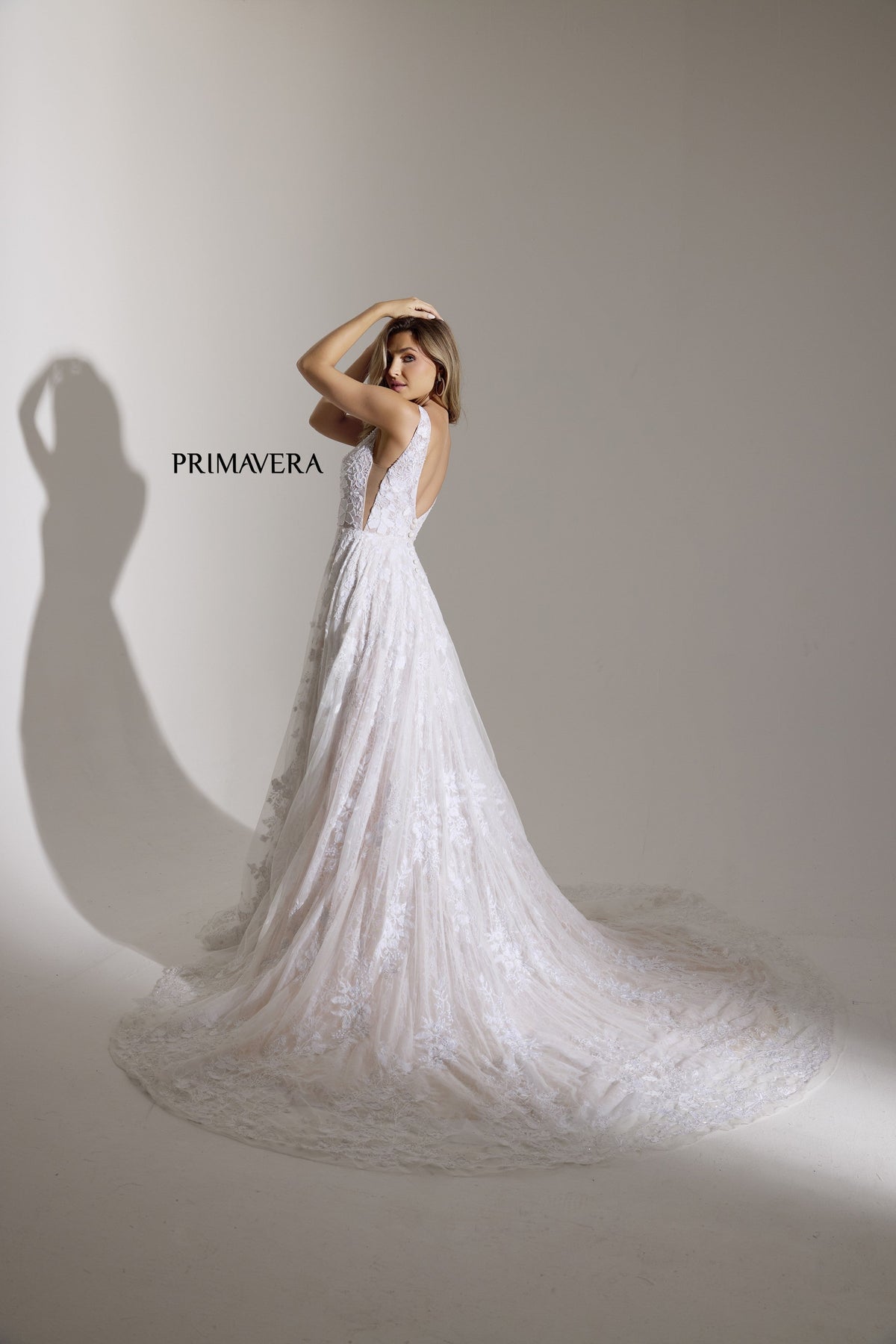 Primavera Couture 11141_IVORY_STUDIO_BACK
