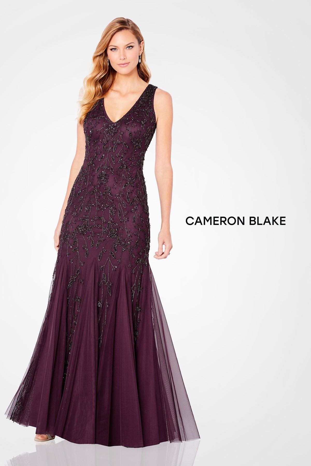 Cameron Blake 221684-wine-c