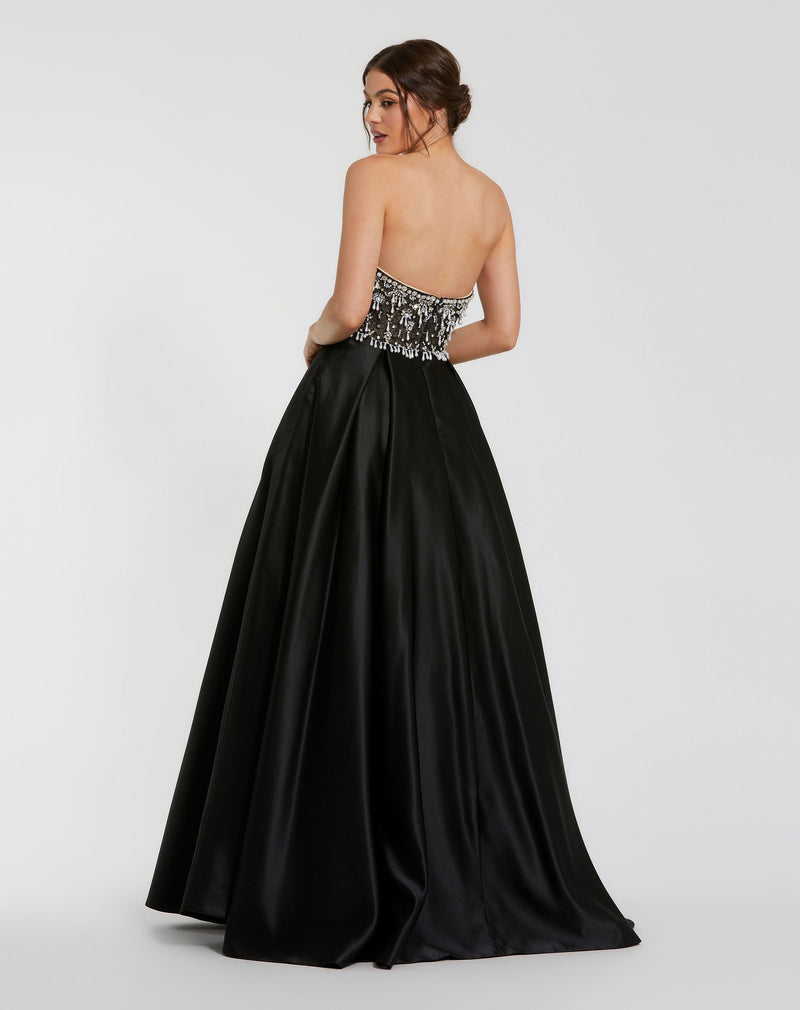 Mac Duggal 2225-BlackIvory-BK