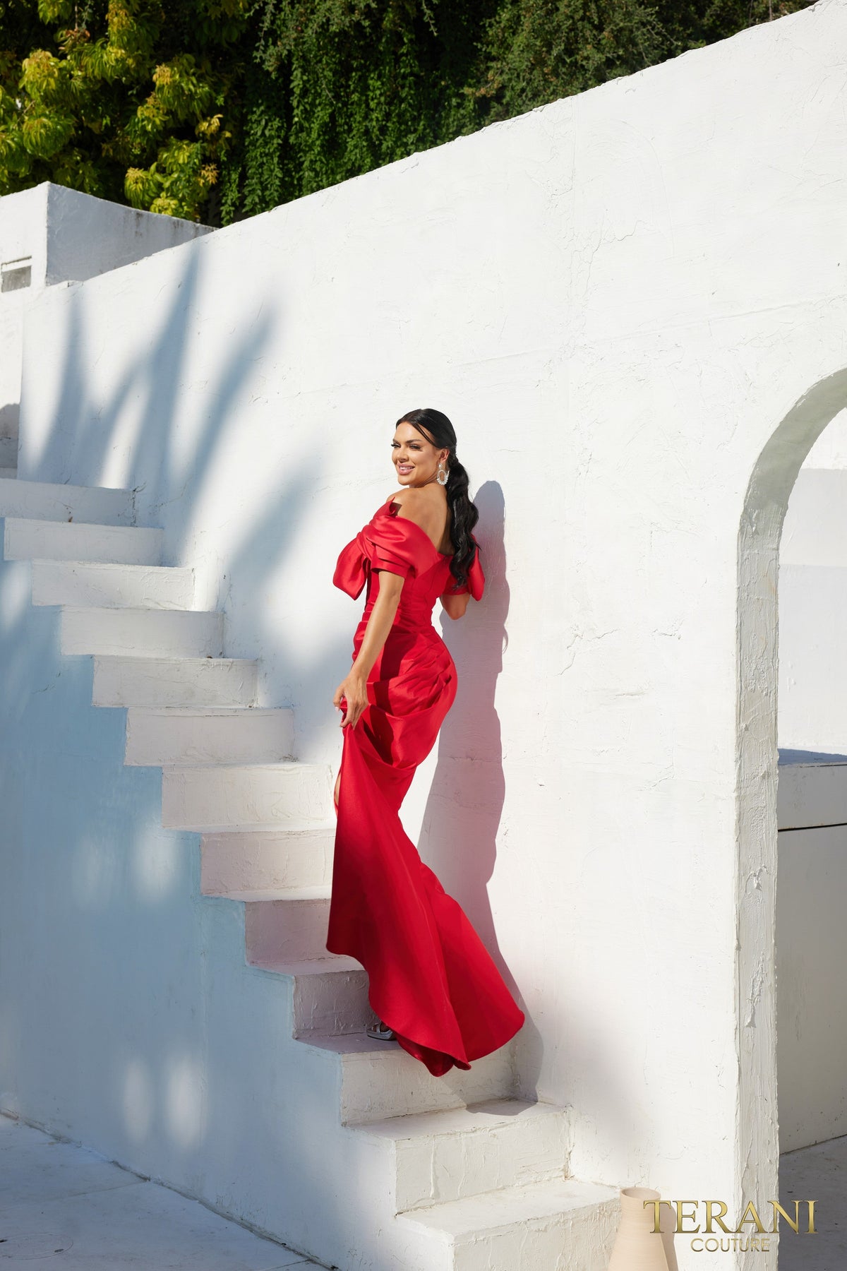 Terani 241E2413_RED_2