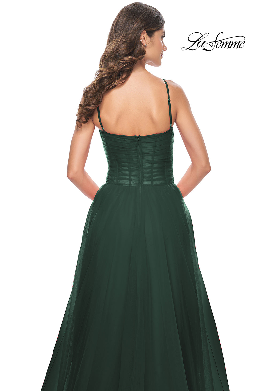 La Femme 32017_Emerald_B2