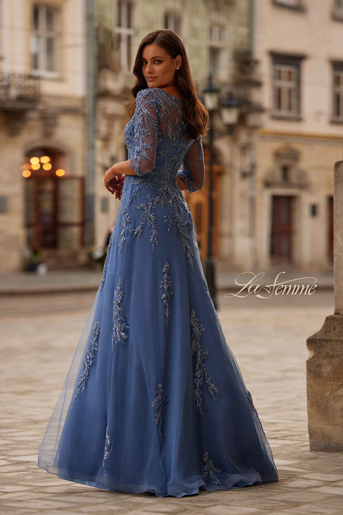 La Femme 32612_Blue_B_Editorial