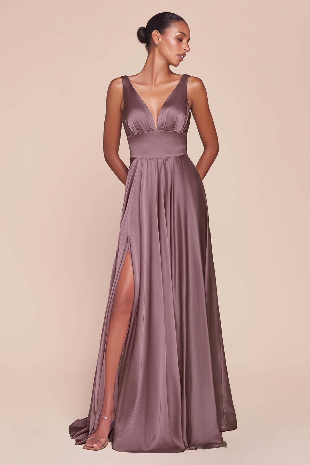 Ladivine by Cinderella Divine 7469_ENGLISH-VIOLET_FRONT