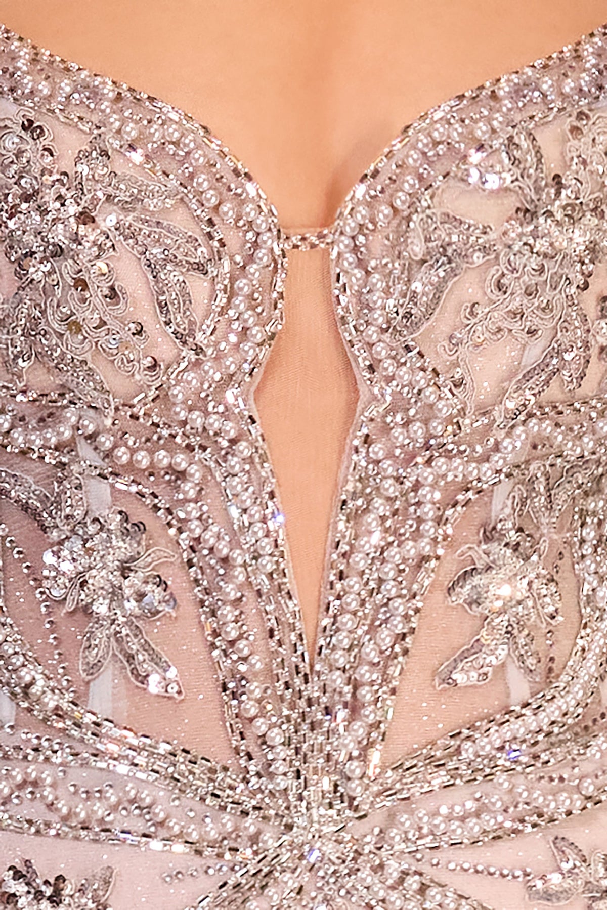 Ladivine by Cinderella Divine CC0240_SILVER-NUDE_1