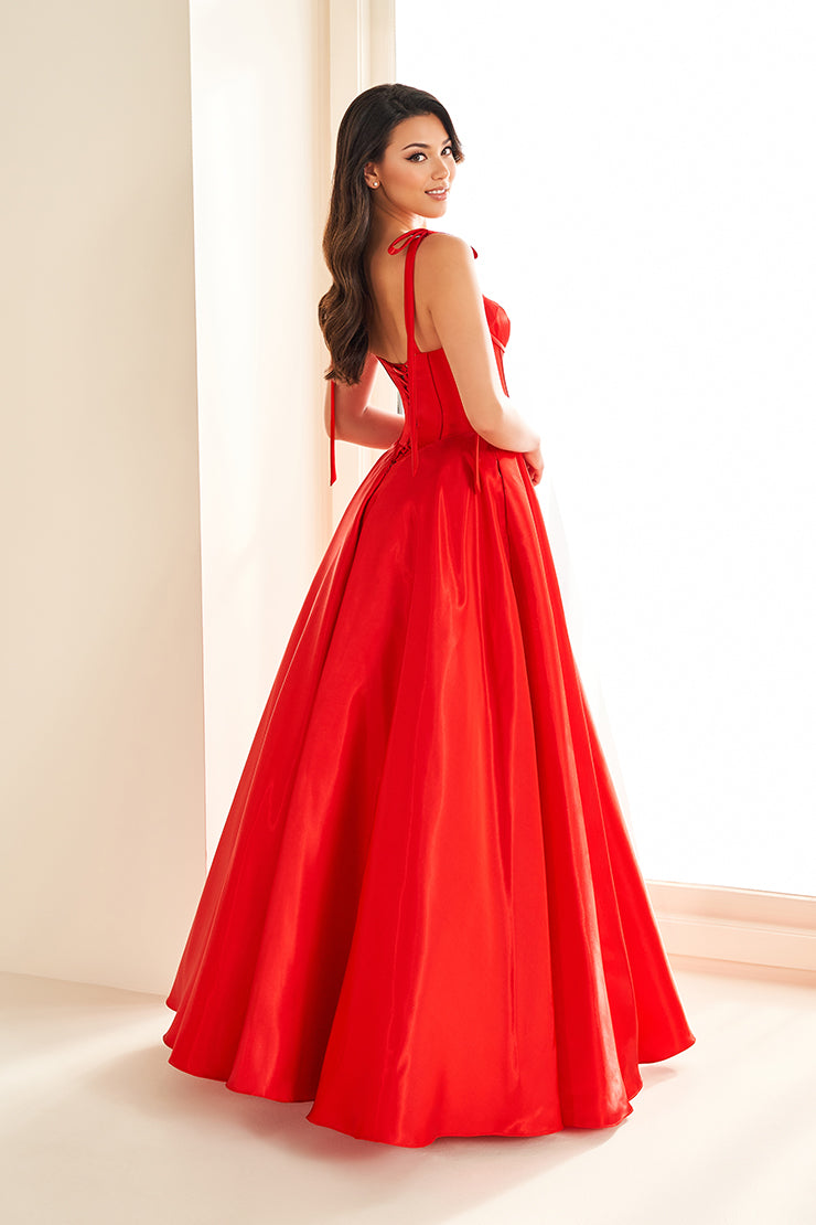 Ellie Wilde EW36210-red-c