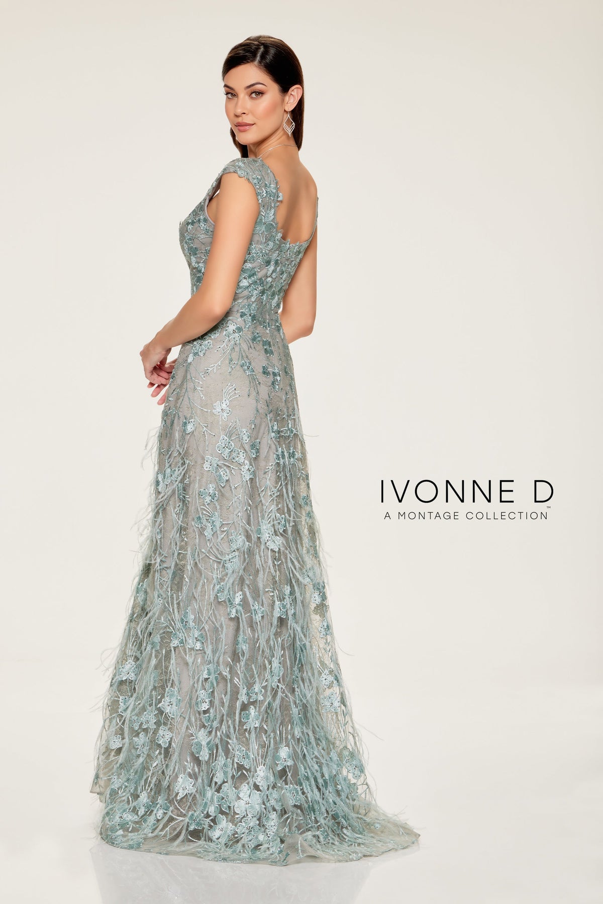 Ivonne D ID807-aqua-c