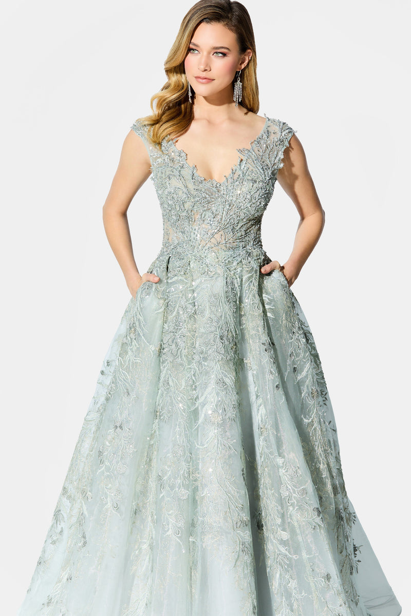 Ivonne D ID903-seamist-c