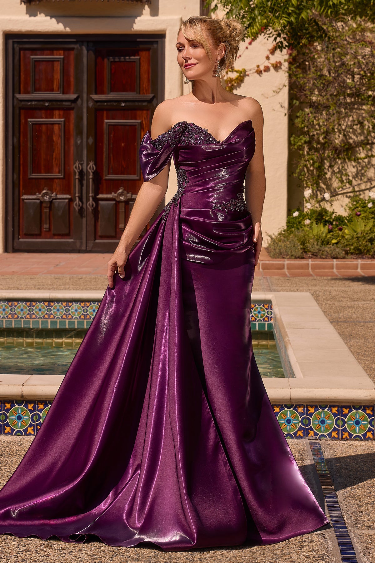 Ladivine by Cinderella Divine J916