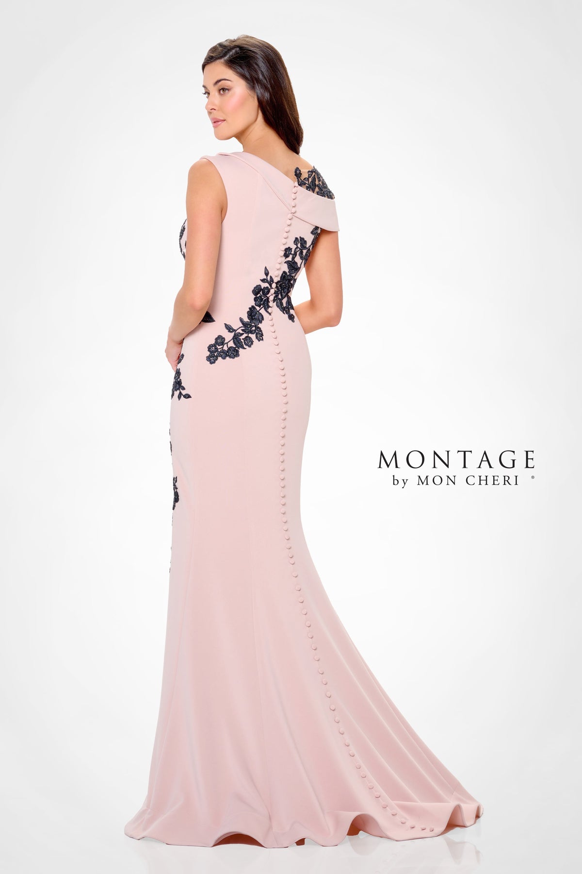 Montage M901-blush-black-b