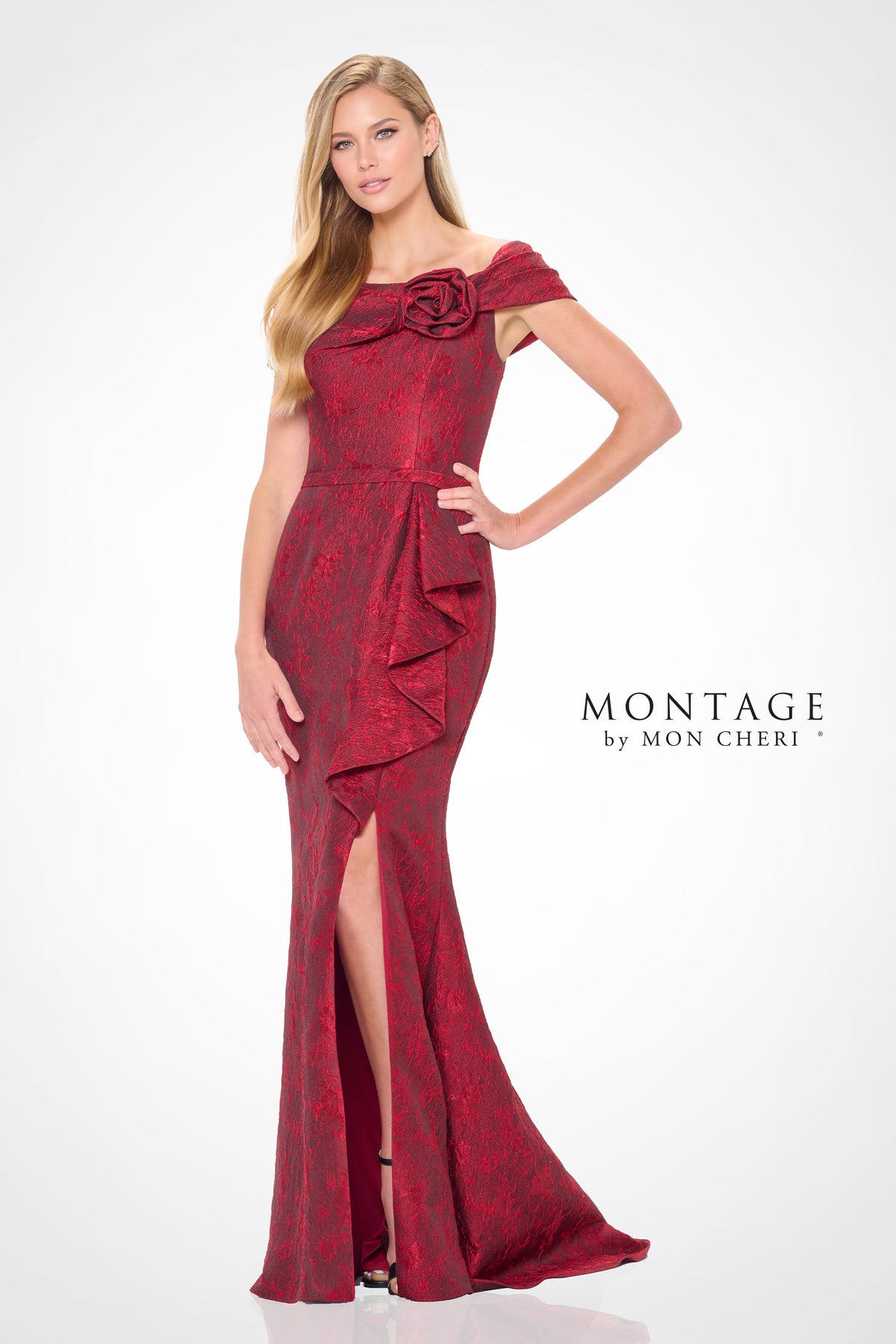 Montage M910-garnet-b