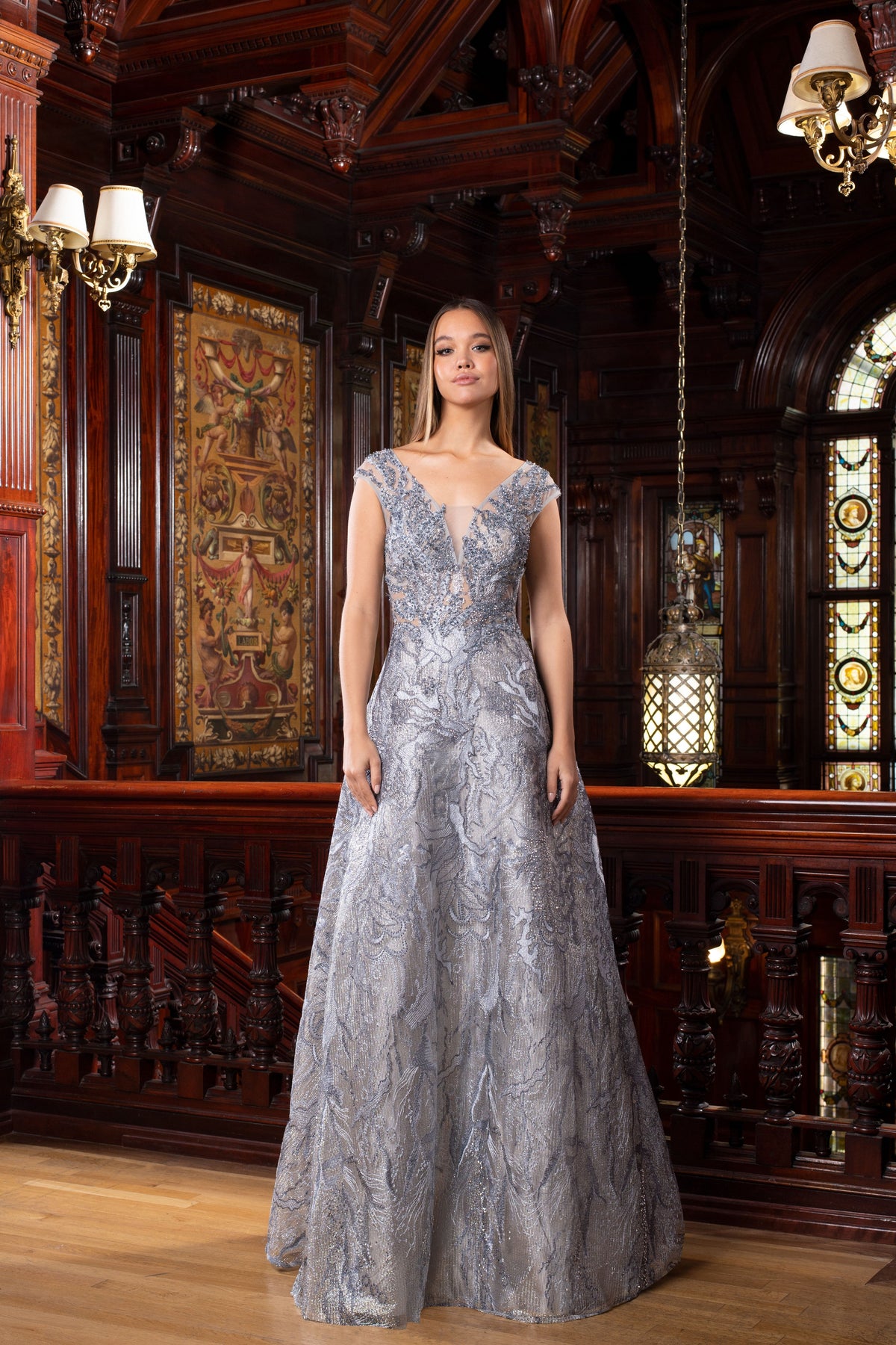 Alexander by Daymor 1553-silver-grey-front