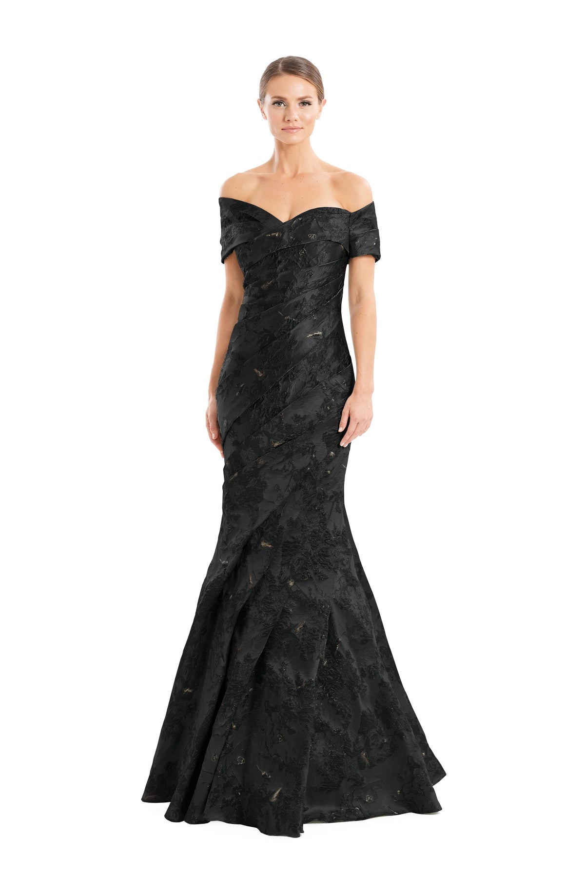 Alexander by Daymor 1666f22-black-gold-front