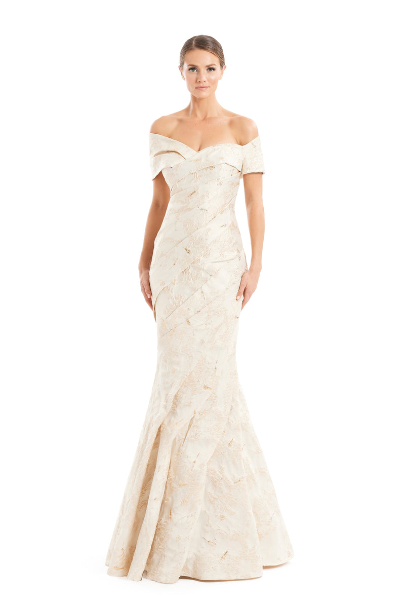 Alexander by Daymor 1666f22-champagne-gold-f