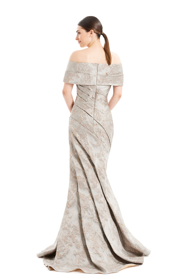 Alexander by Daymor 1666f22-silver-mink-gold-back