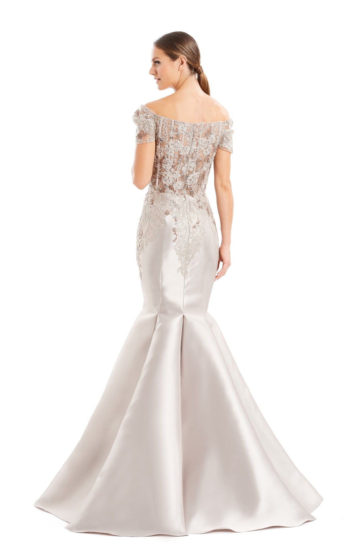 Alexander by Daymor 1667f22-silver-taupe-b