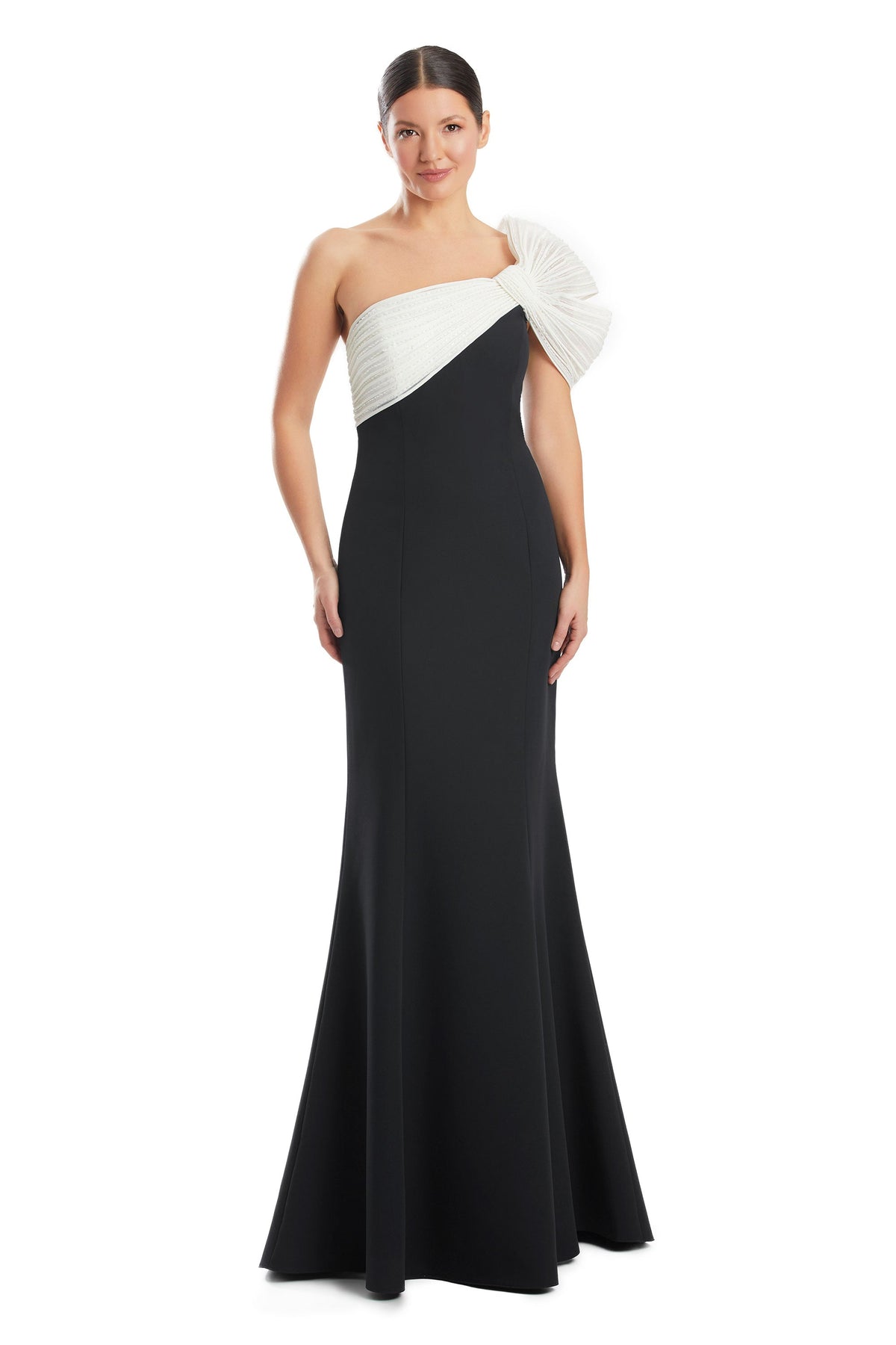 Alexander by Daymor 1964s24-black-white-front