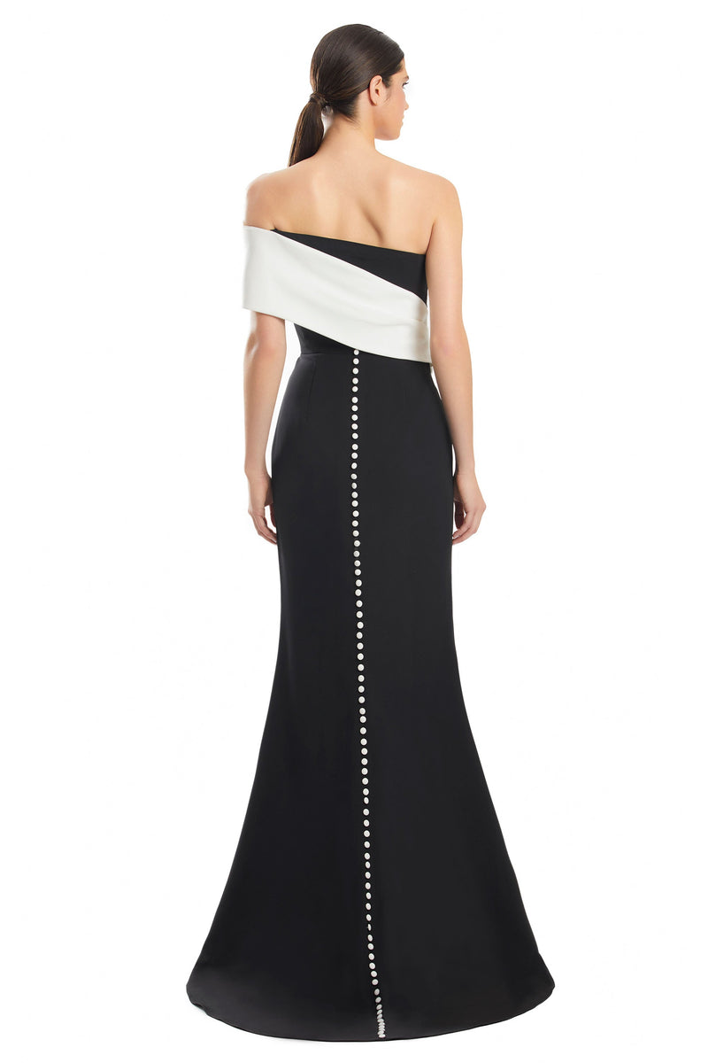Alexander by Daymor 1981s24-black-white-back