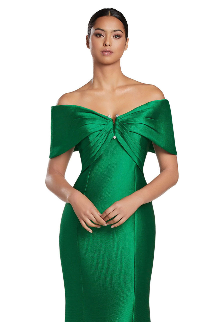 Alexander by Daymor 2053f24-emerald-crop