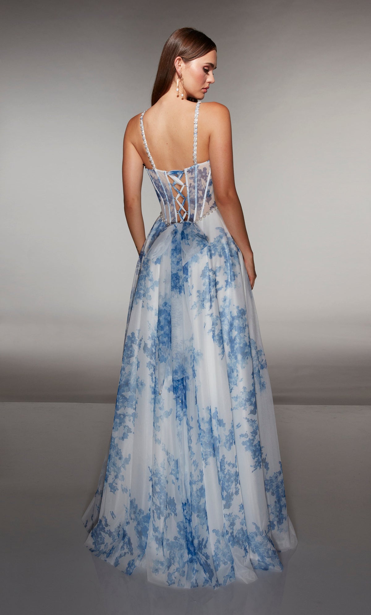 Alyce Paris 61994_640_2